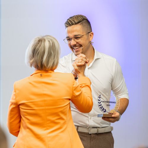 Manuel-Spors-kundengewinnung